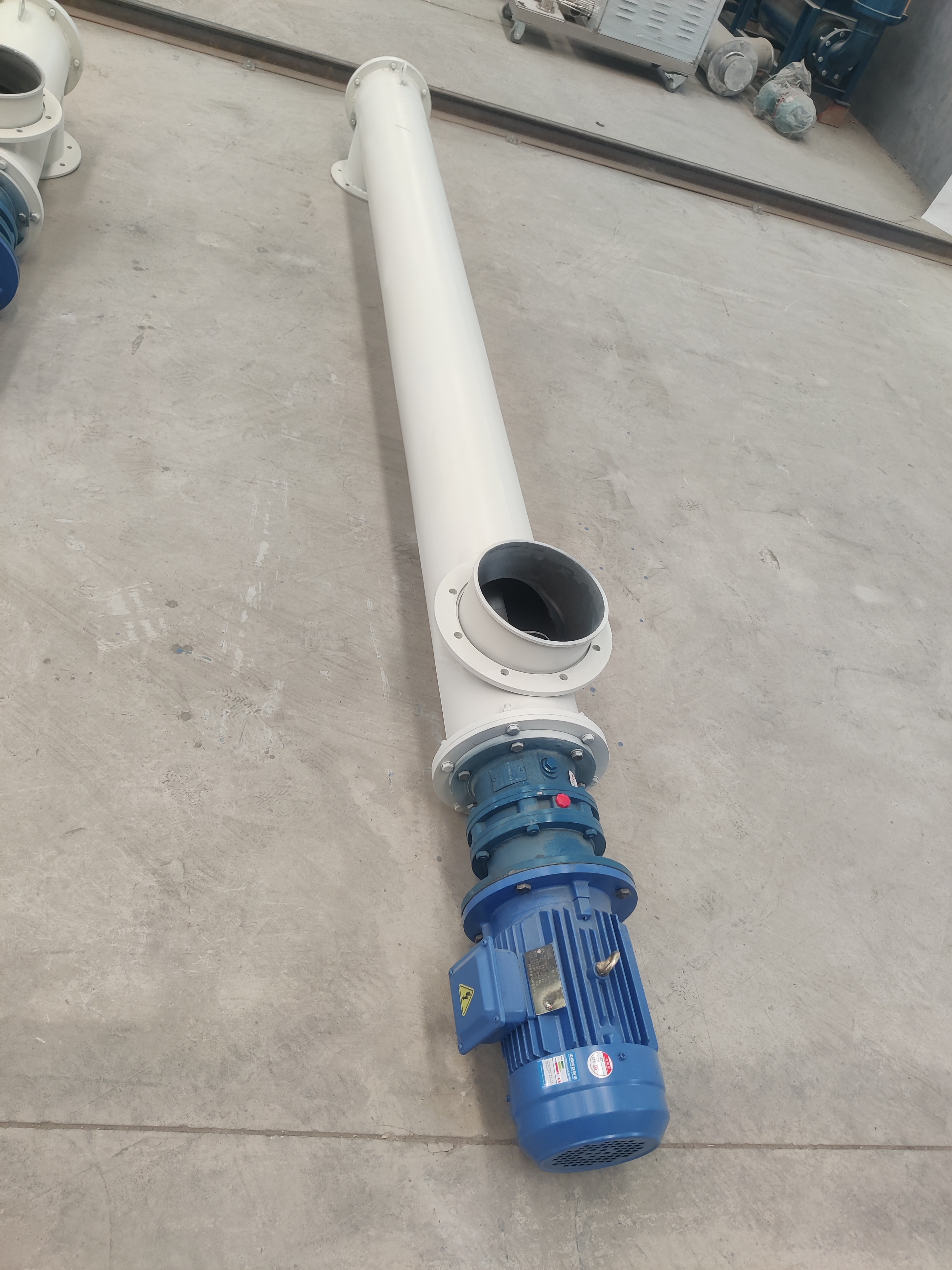 螺旋輸送機加回轉篩有哪些特點？